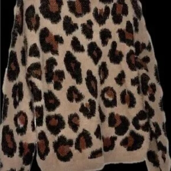 Timeless and Tru Cream and Black Cowl Neck Sweater in Leopard Mohair perfect - Picture 5 of 5